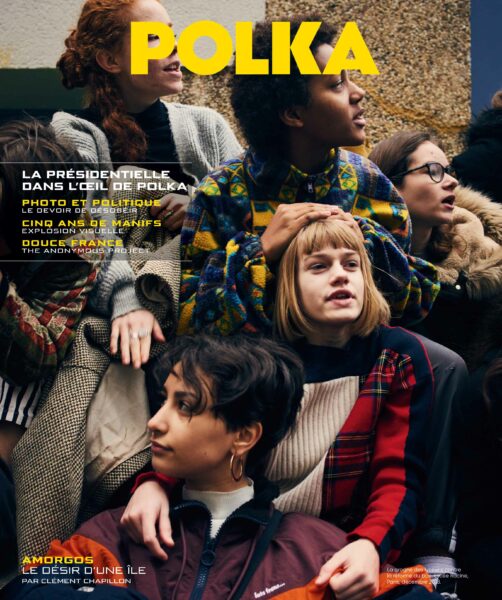 Couverture de la revue Polka représentant un groupe 
