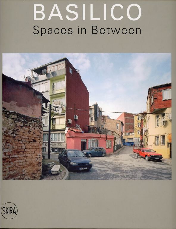 Couverture du livre Space in Between de Gabriele Basilico