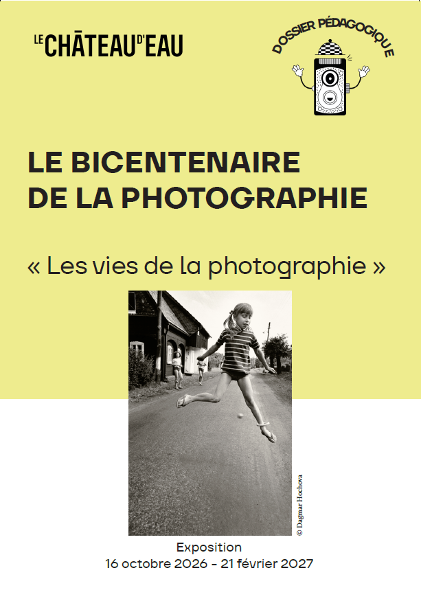 Première page du dossier pédagogique exposition "les vies de la photographie"